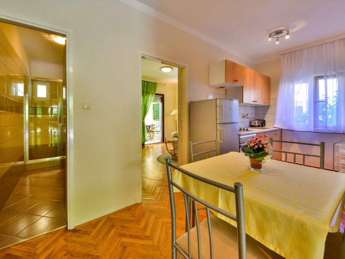 Apartment Olga-1 By Interhome Banjol المظهر الخارجي الصورة